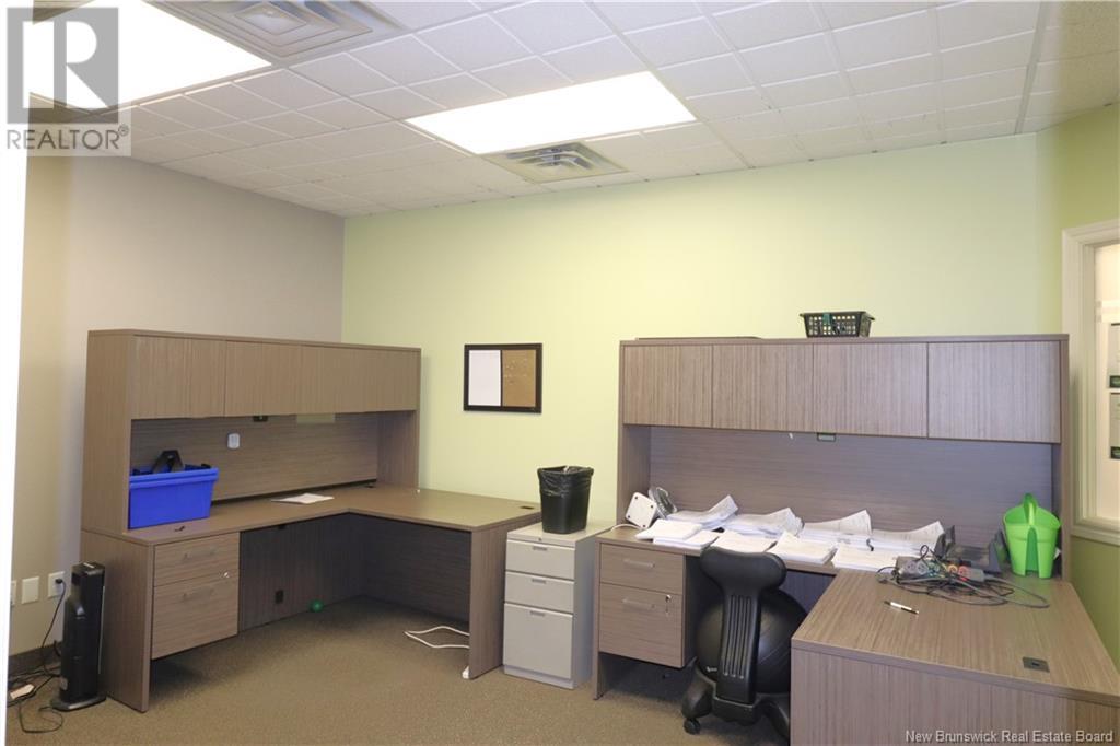 676 Prospect Street, Fredericton, New Brunswick E3B 8G9 - Photo 10 - NB118273