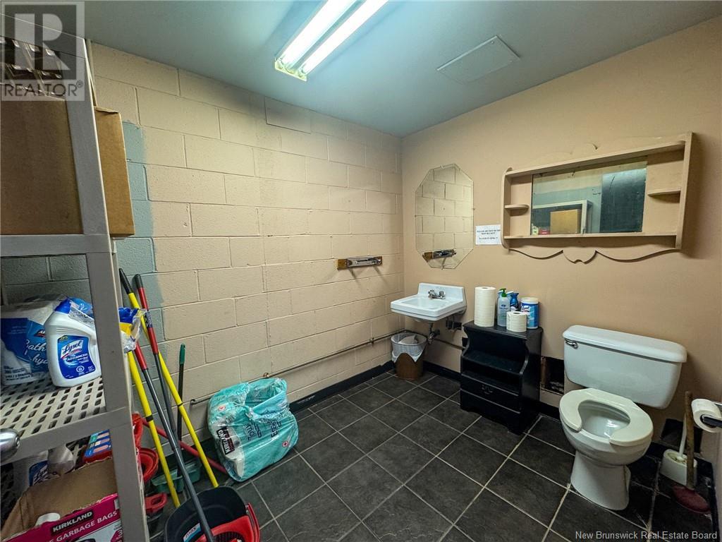 209 Collishaw Street Unit# B, Moncton, New Brunswick  E1C 9P9 - Photo 22 - NB118207