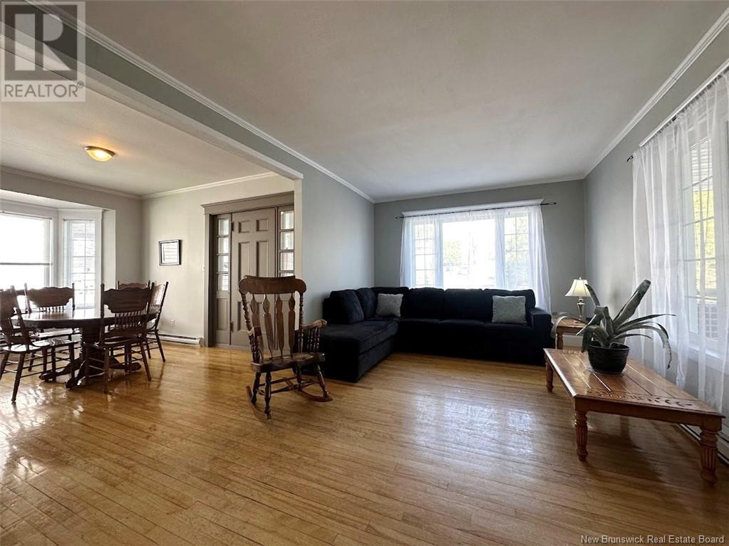 30 Fraser Avenue, Edmundston, New Brunswick  E3V 2B1 - Photo 5 - NB118936