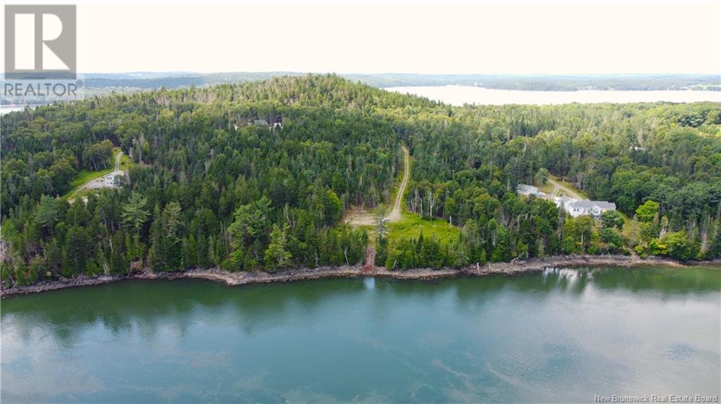379 Hills Point Road, Oak Bay, New Brunswick  E3L 4K5 - Photo 1 - NB119039