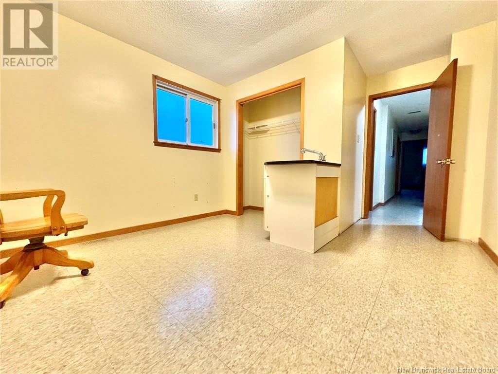 183 King Street, Miramichi, New Brunswick  E1N 2P1 - Photo 16 - NB119487