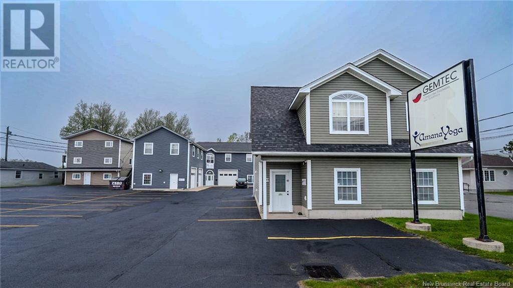 587-589 Rothesay Avenue, Saint John, New Brunswick  E2H 2G9 - Photo 1 - NB119410