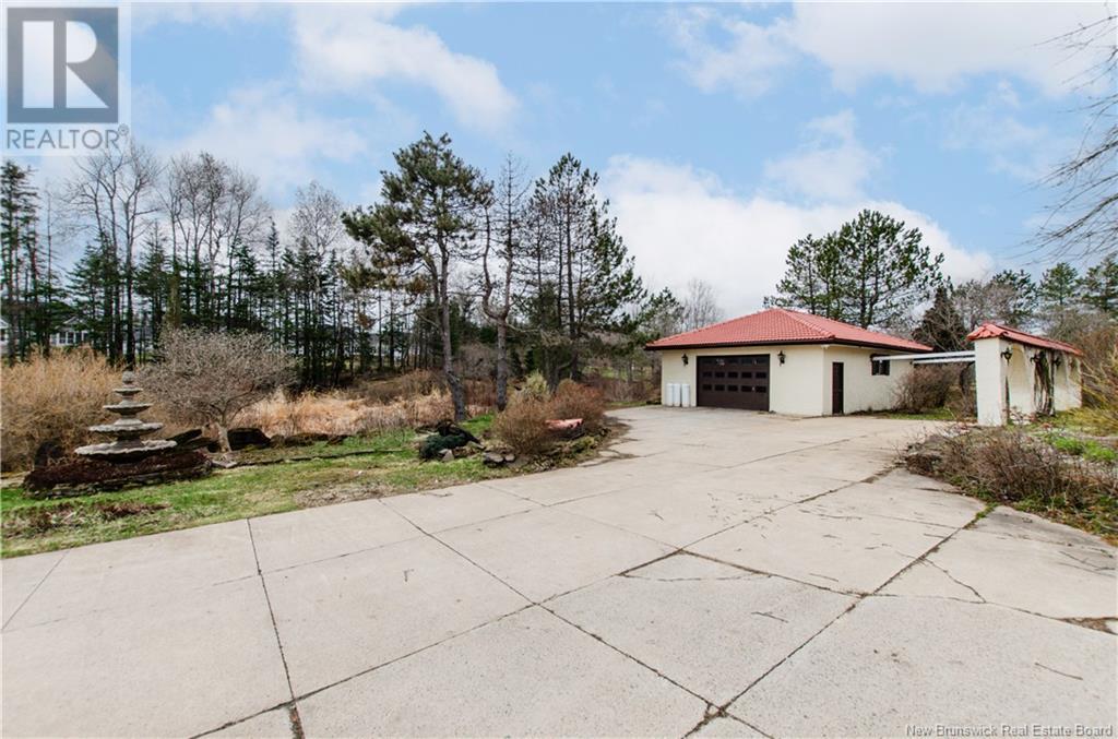 922 Ryan Street, Moncton, New Brunswick  E1G 2V9 - Photo 2 - NB119928