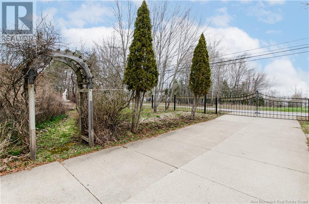 922 Ryan Street, Moncton, New Brunswick  E1G 2V9 - Photo 9 - NB119928