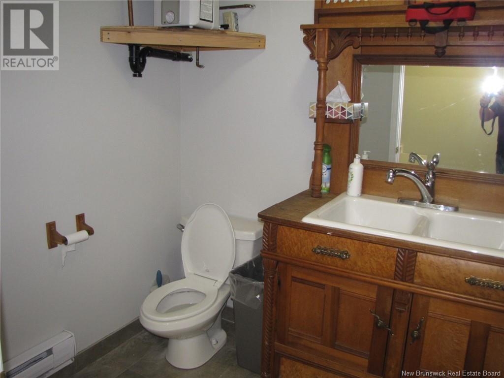 59 Pacific, Moncton, New Brunswick E1E 2G2 - Photo 16 - NB120133