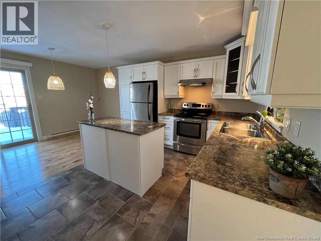 80 Lakeburn Avenue Unit# 102, Dieppe, New Brunswick  E1A 0Y7 - Photo 3 - NB119870