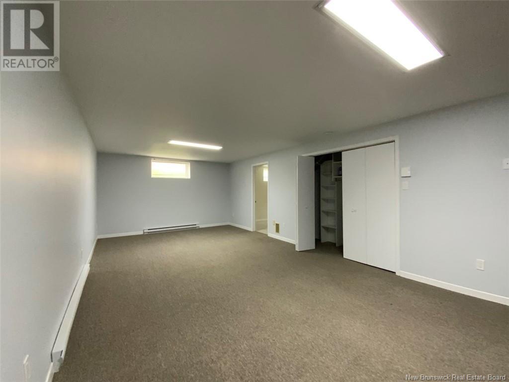 33 Thibaudeau Avenue, Edmundston, New Brunswick  E3V 4Z1 - Photo 21 - NB120370