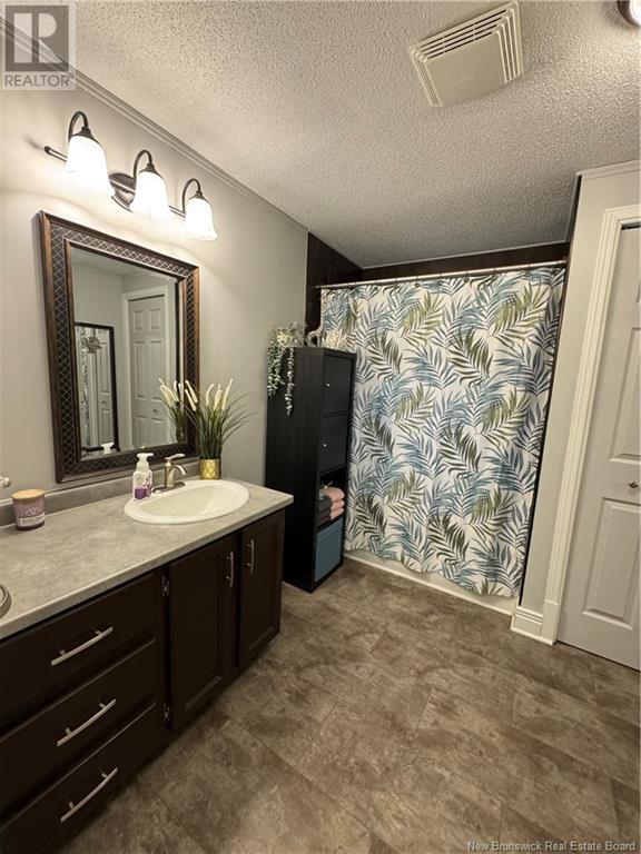 17 Lobelia Street, Moncton, New Brunswick  E1H 2Y6 - Photo 15 - NB120403