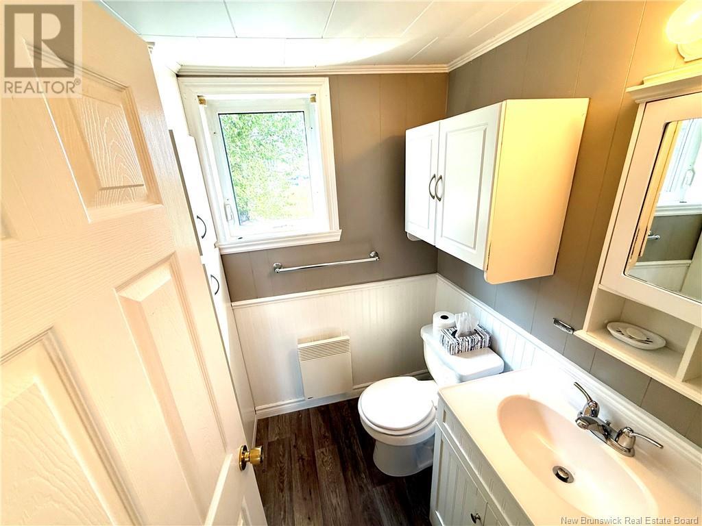 56 Rue Du Pêcheur Nord, Lamèque, New Brunswick  E8T 1J4 - Photo 23 - NB120477