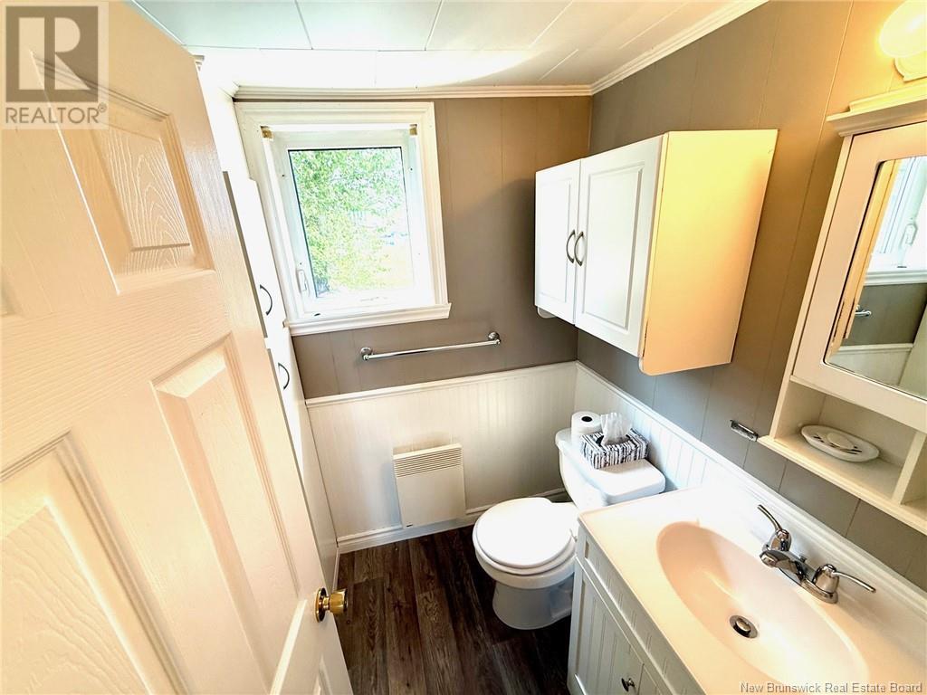 56 Rue Du Pêcheur Nord, Lamèque, New Brunswick  E8T 1J4 - Photo 28 - NB120477