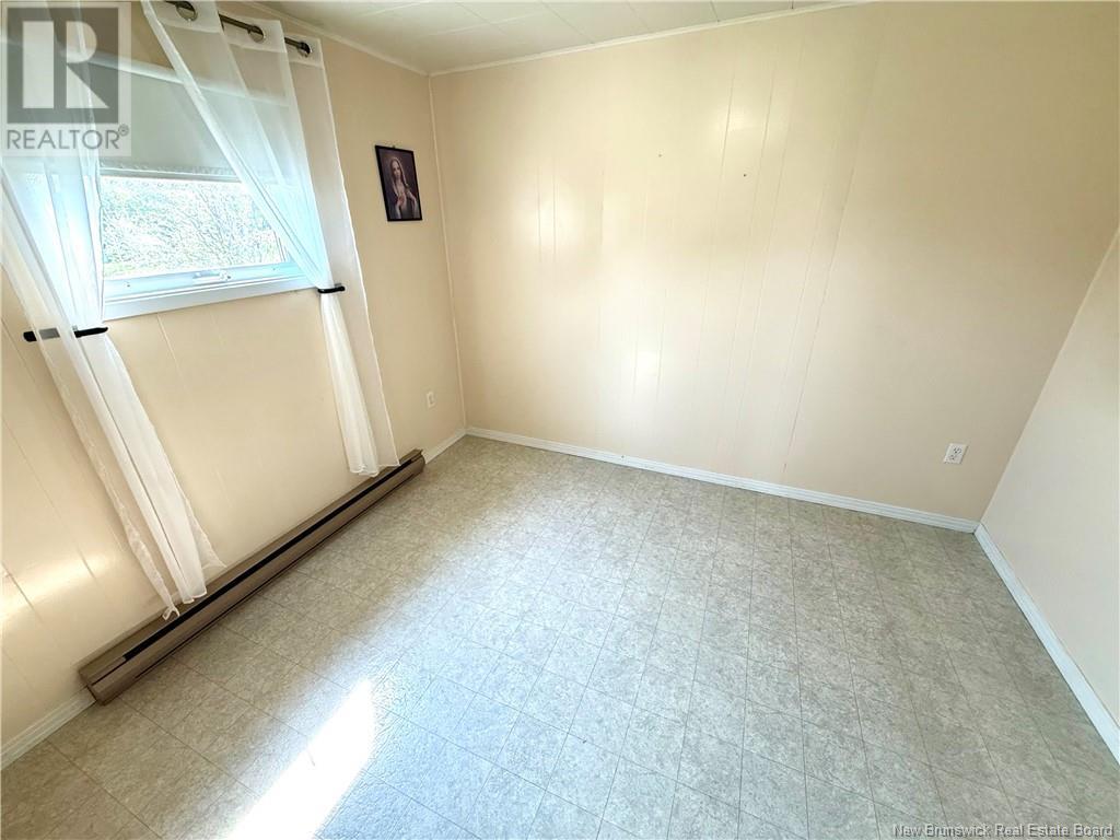 56 Rue Du Pêcheur Nord, Lamèque, New Brunswick  E8T 1J4 - Photo 32 - NB120477