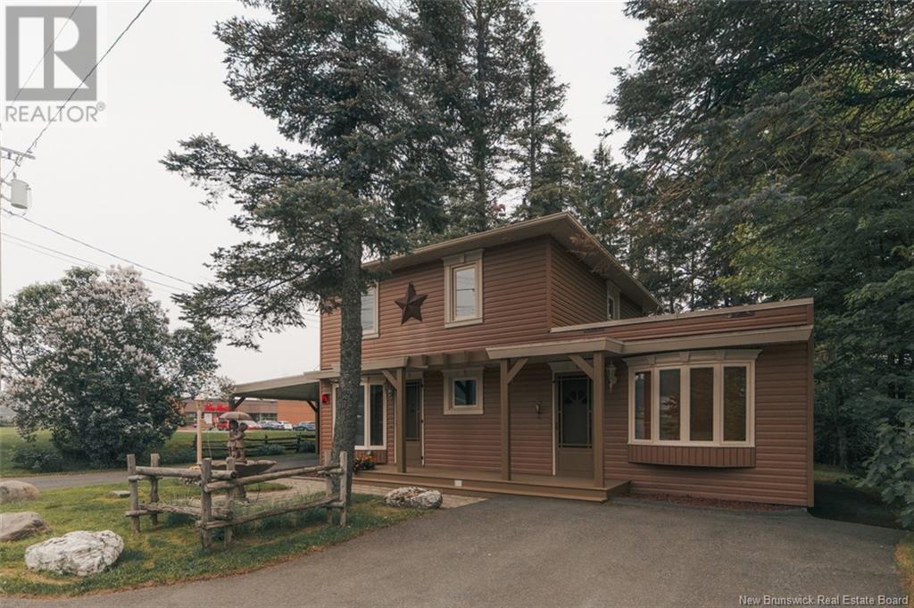 696 Victoria Street, Edmundston, New Brunswick