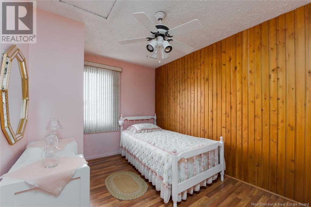 696 Victoria Street, Edmundston, New Brunswick  E3V 3S9 - Photo 14 - NB120603