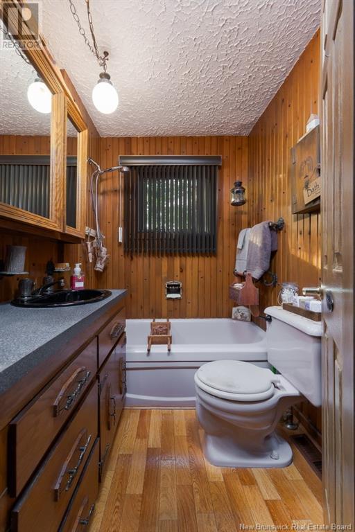 696 Victoria Street, Edmundston, New Brunswick  E3V 3S9 - Photo 15 - NB120603