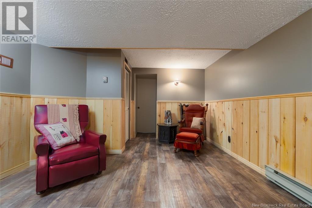 696 Victoria Street, Edmundston, New Brunswick  E3V 3S9 - Photo 19 - NB120603