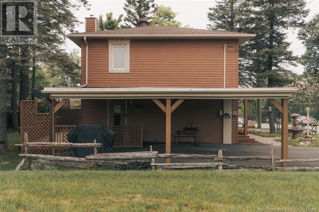 696 Victoria Street, Edmundston, New Brunswick  E3V 3S9 - Photo 24 - NB120603