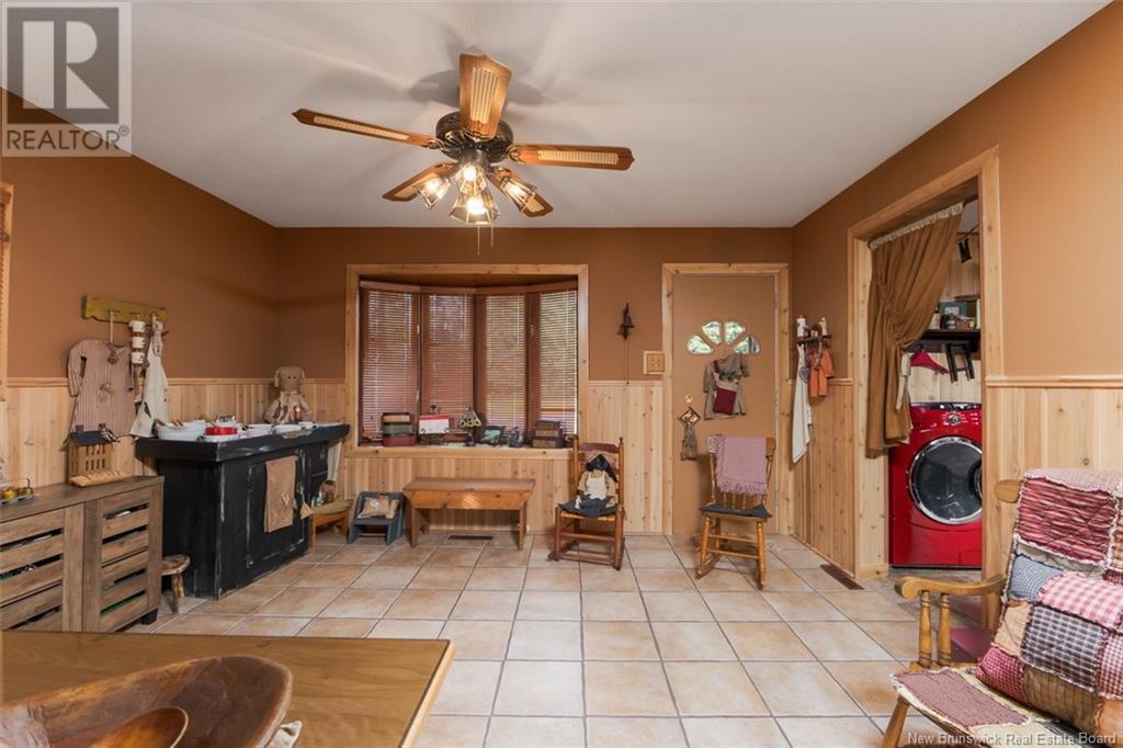 696 Victoria Street, Edmundston, New Brunswick  E3V 3S9 - Photo 6 - NB120603