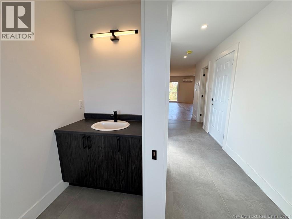 1026 Elmwood Drive, Moncton, New Brunswick  E1H 2G9 - Photo 2 - NB120611