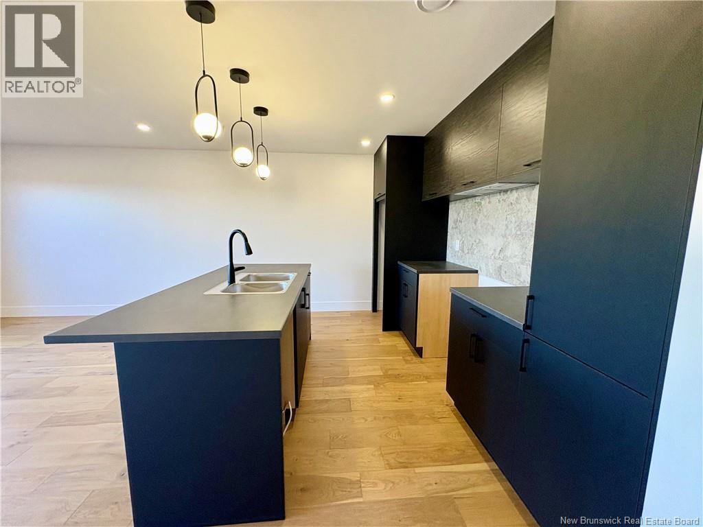 1026 Elmwood Drive, Moncton, New Brunswick  E1H 2G9 - Photo 7 - NB120611