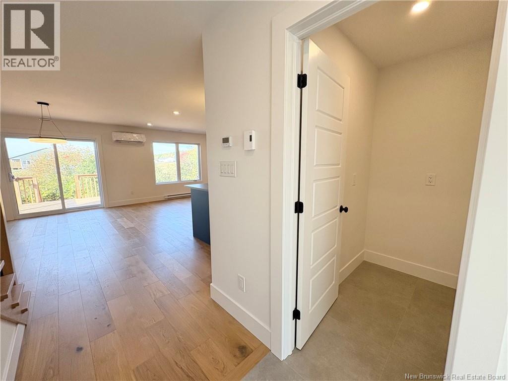 1024 Elmwood Drive, Moncton, New Brunswick E1H 2G9 - Photo 6 - NB120605