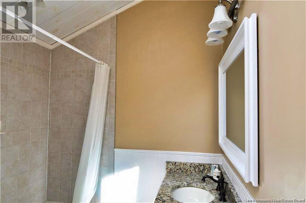 422 Fundy Drive, Wilsons Beach, New Brunswick  E5E 1X2 - Photo 13 - NB120660