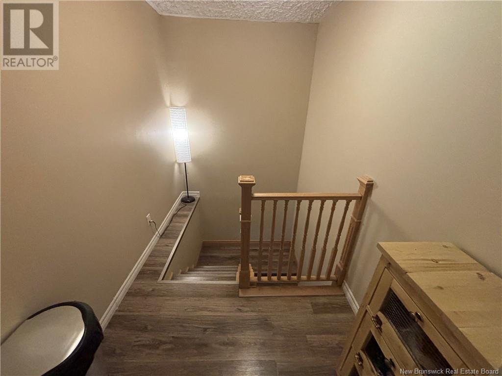 529 Rue Principale, Pointe-Verte, New Brunswick  E8J 3A2 - Photo 21 - NB120238