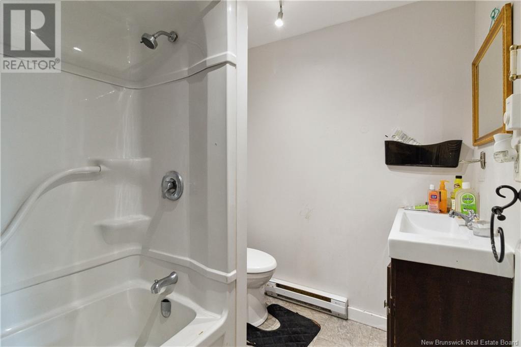 1638-1640 Amirault Street, Dieppe, New Brunswick  E1A 4V3 - Photo 18 - NB120822
