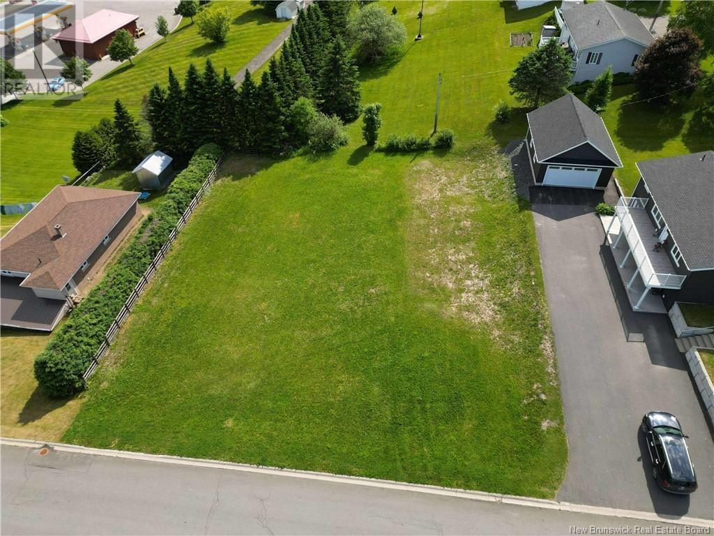 133 Hennigar Street, Grand-Sault/grand Falls, New Brunswick  E3Y 1B3 - Photo 3 - NB120638