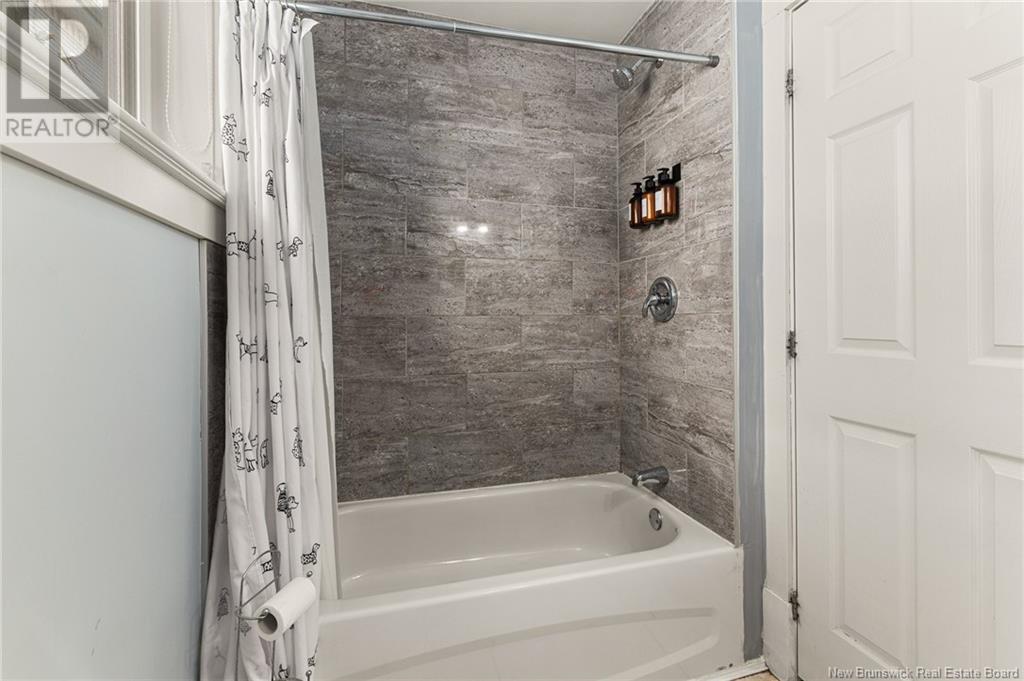 180 Highfield Street, Moncton, New Brunswick  E1C 5P3 - Photo 15 - NB121044