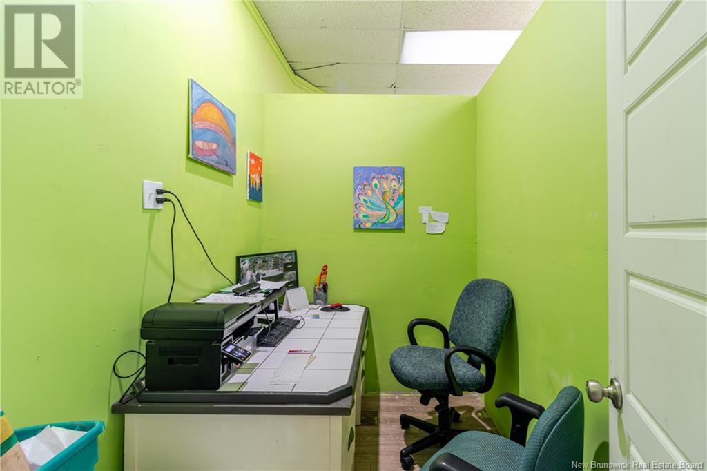 1168 Smythe Street, Fredericton, New Brunswick  E3B 3H5 - Photo 12 - NB121135