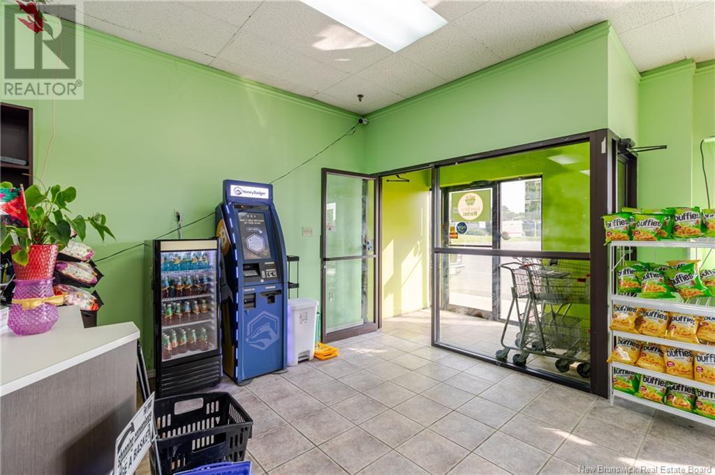 1168 Smythe Street, Fredericton, New Brunswick  E3B 3H5 - Photo 4 - NB121135