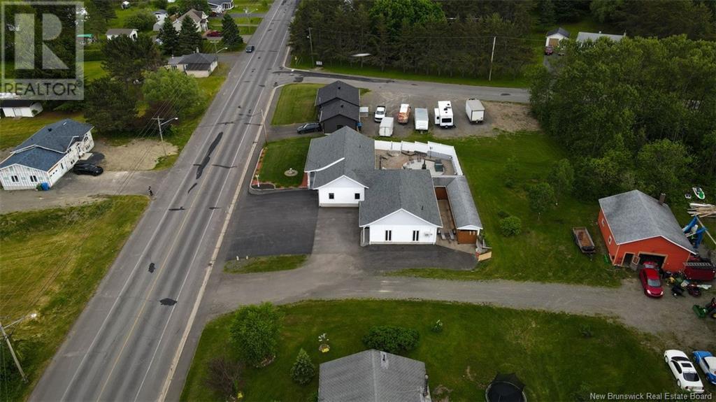 1297 St-Francois Street, Edmundston, New Brunswick  E3V 4P2 - Photo 29 - NB121083