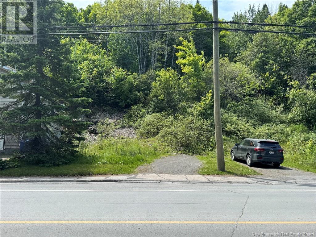330 Canada Road, Edmundston, New Brunswick  E3V 1W1 - Photo 1 - NB121229