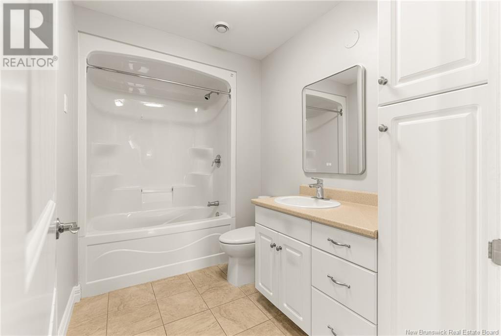185 Royal Oaks Boulevard Unit# 110, Moncton, New Brunswick E1H 2P7 - Photo 32 - NB121173