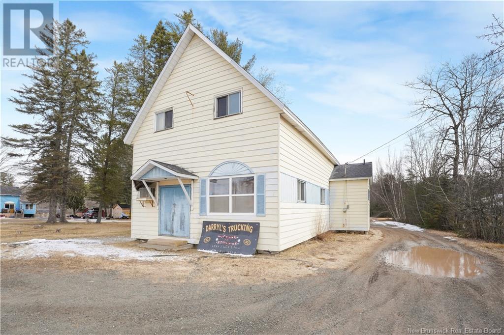 764 Pleasant Drive, Minto, New Brunswick  E4B 2V1 - Photo 1 - NB121224