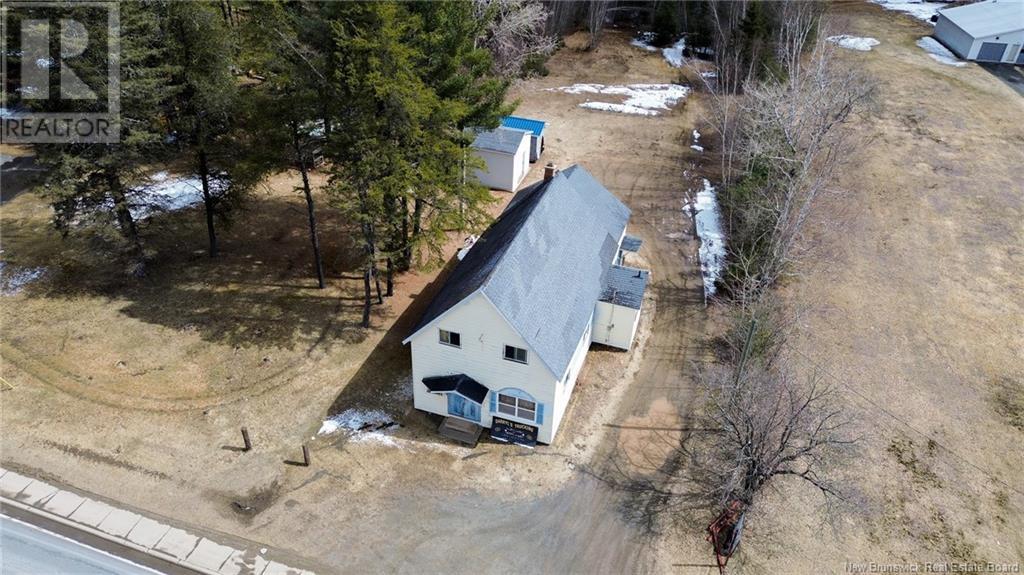 764 Pleasant Drive, Minto, New Brunswick  E4B 2V1 - Photo 2 - NB121224