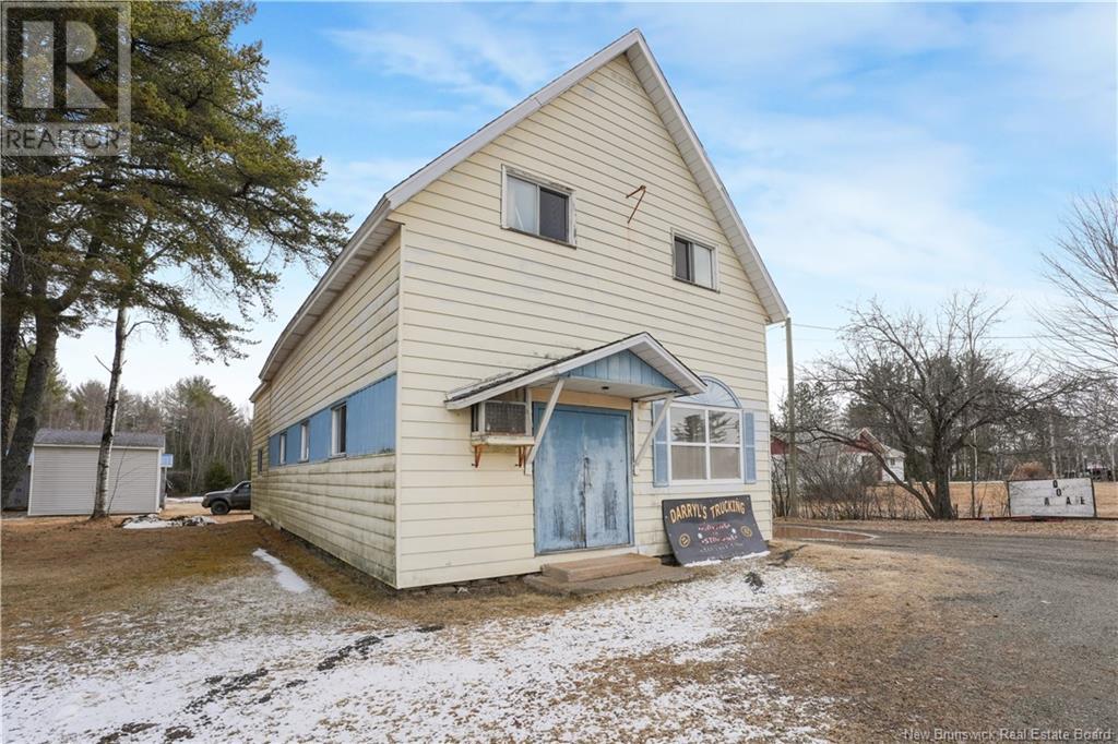 764 Pleasant Drive, Minto, New Brunswick  E4B 2V1 - Photo 3 - NB121224