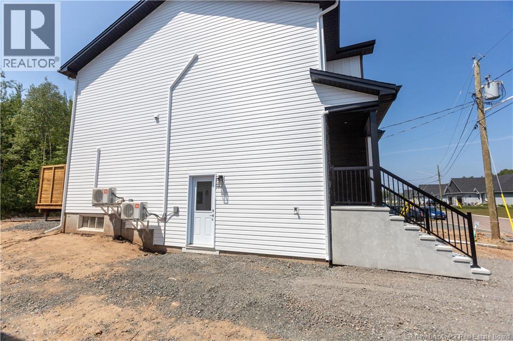 79 Rosenburg Street, Moncton, New Brunswick E1G 6E9 - Photo 2 - NB121498