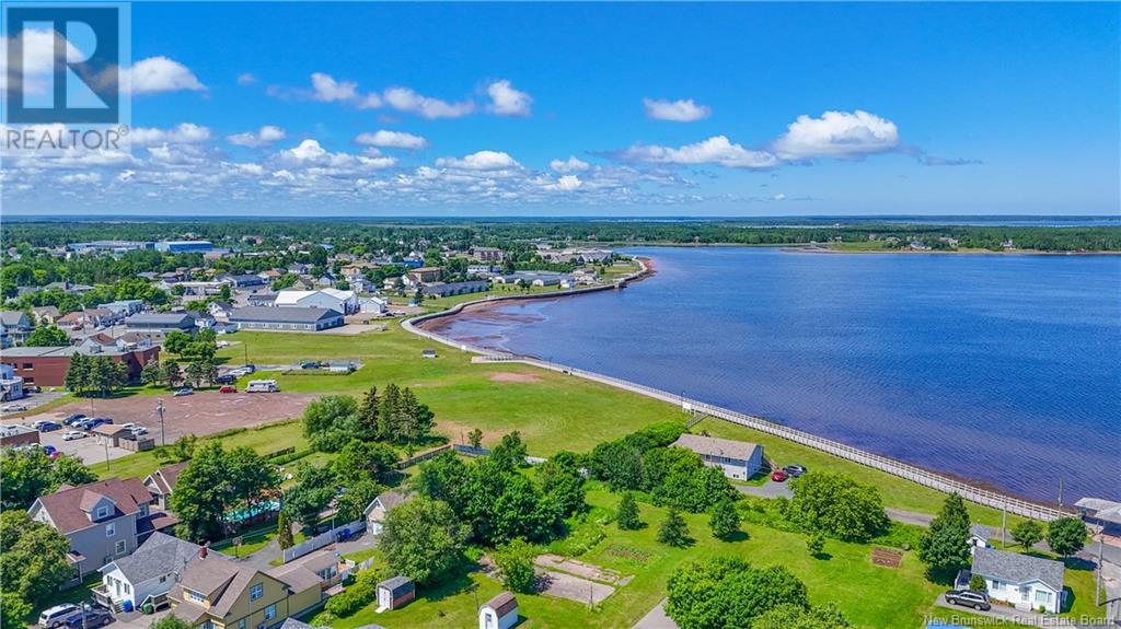 204 Jd Gauthier Boulevard, Shippagan, New Brunswick  E8S 1P3 - Photo 12 - NB121661