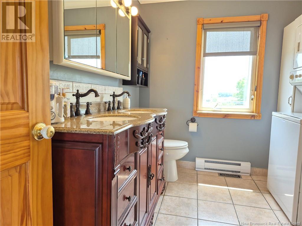 25 Bayshore Drive, Bathurst, New Brunswick  E2A 6A5 - Photo 21 - NB121563