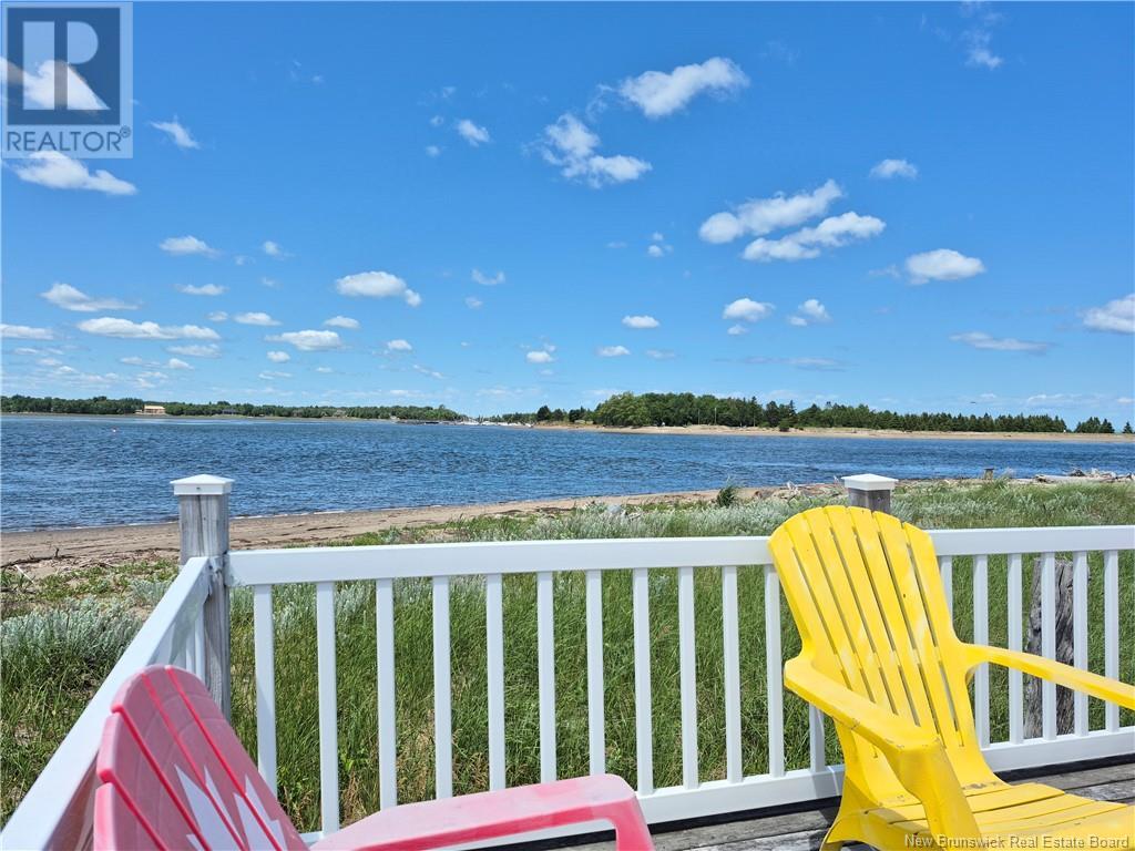 25 Bayshore Drive, Bathurst, New Brunswick  E2A 6A5 - Photo 6 - NB121563