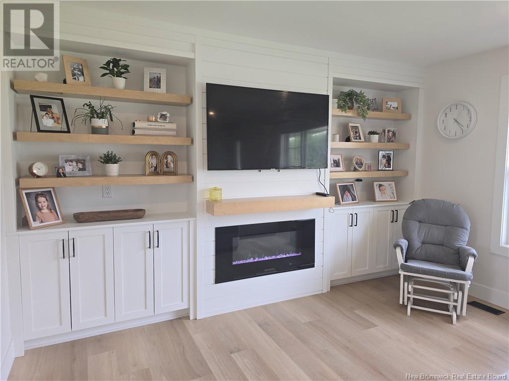 207 Carroll Street, Miramichi, New Brunswick E1V 0M3 - Photo 2 - NB121885