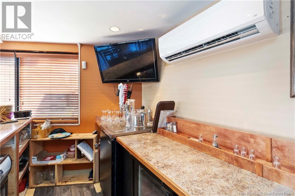 365 Pleasant Street, Miramichi, New Brunswick  E1V 1X4 - Photo 12 - NB122003