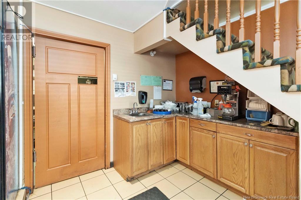 365 Pleasant Street, Miramichi, New Brunswick  E1V 1X4 - Photo 14 - NB122003