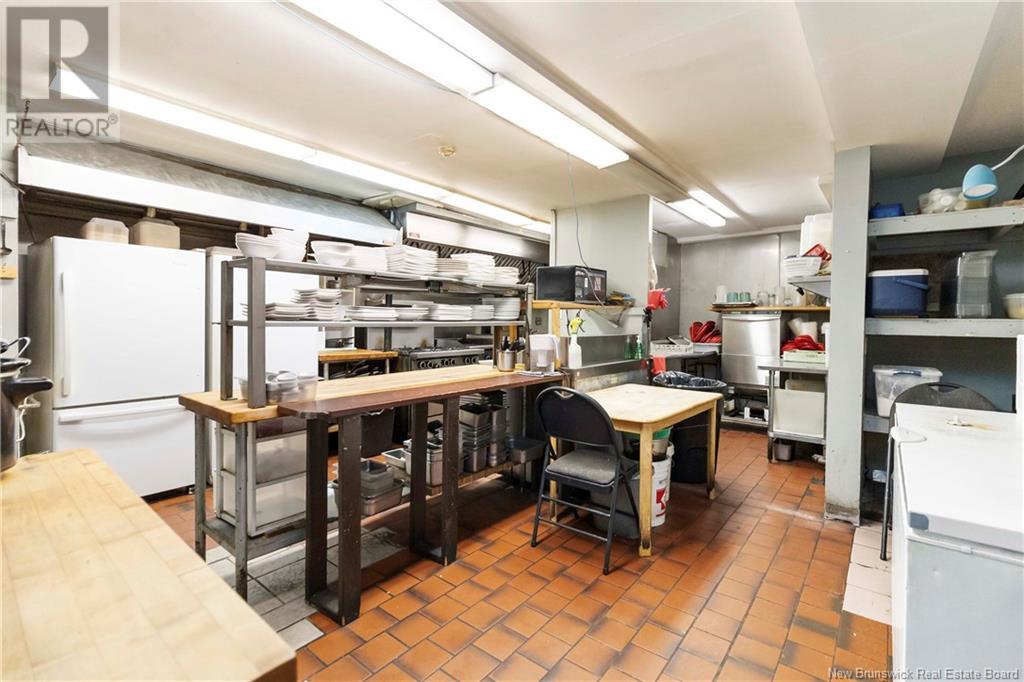 365 Pleasant Street, Miramichi, New Brunswick  E1V 1X4 - Photo 31 - NB122003