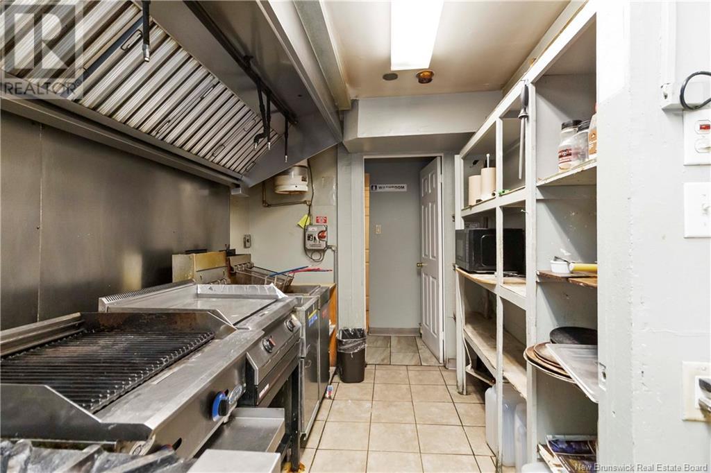 365 Pleasant Street, Miramichi, New Brunswick  E1V 1X4 - Photo 37 - NB122003