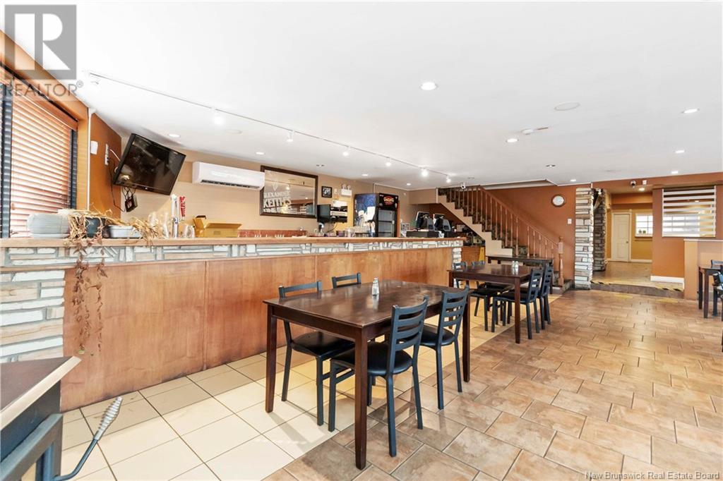 365 Pleasant Street, Miramichi, New Brunswick  E1V 1X4 - Photo 4 - NB122003