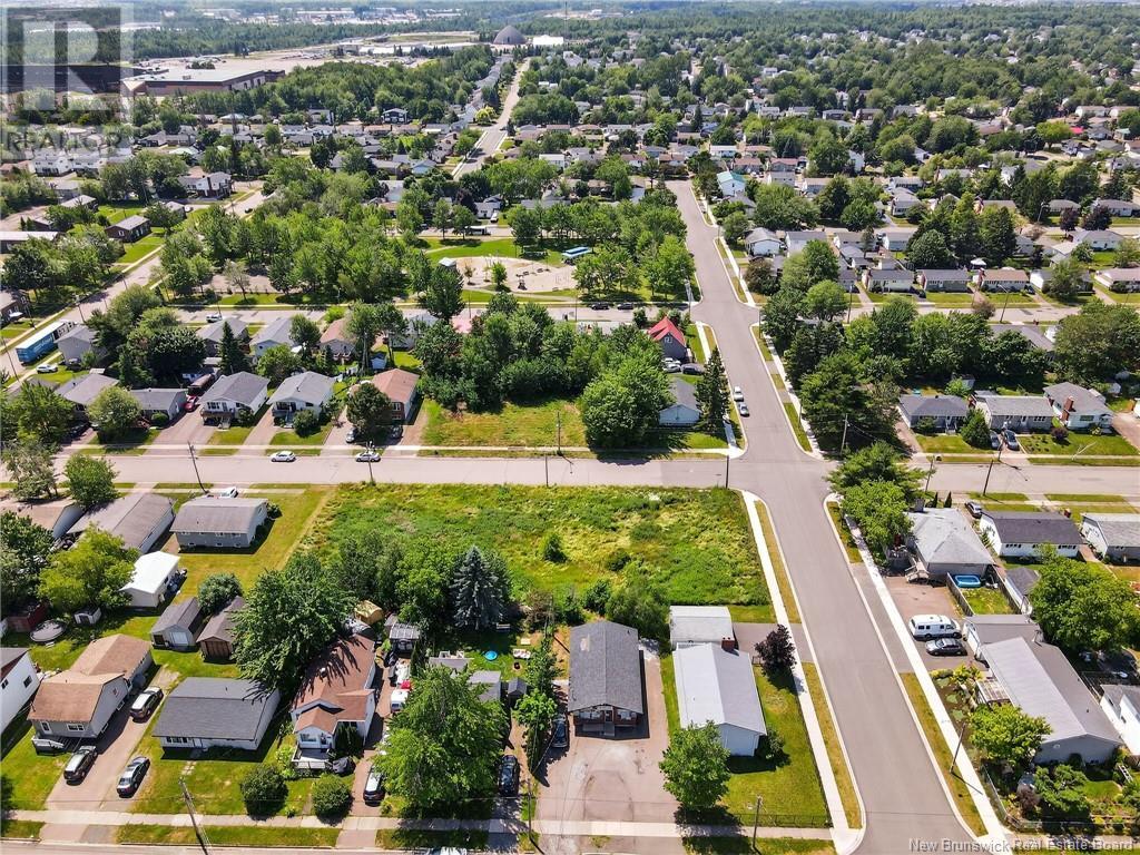 126 Second Avenue, Moncton, New Brunswick E1C 7Y2 - Photo 4 - NB122096