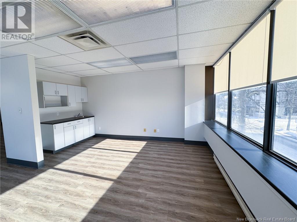 100 Cameron Street, Moncton, New Brunswick  E1C 5Y6 - Photo 12 - NB122213