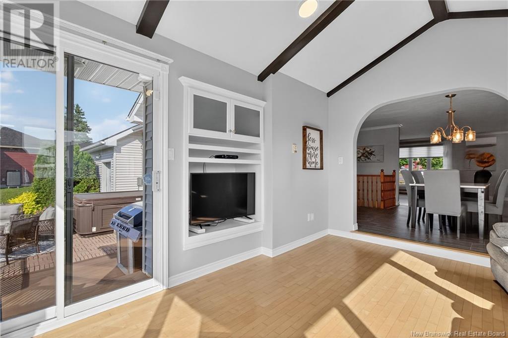 222 Irving, Bouctouche, New Brunswick  E4S 3L7 - Photo 13 - NB122326